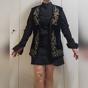 Traditional velvety vest